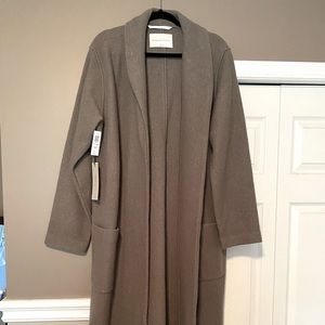 Aritzia group babaton luxe lounge coat sz 1X (XL)